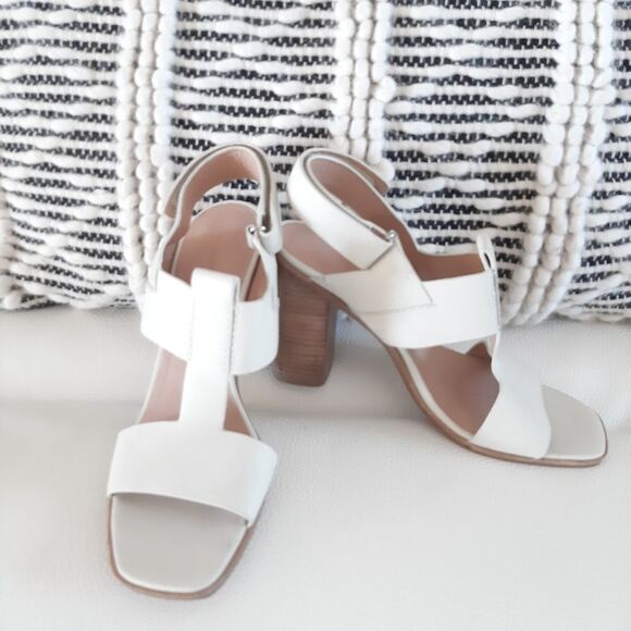 *Authentic Sigerson Morrison Jazz Leather Sandals Size 10 - Picture 2 of 9